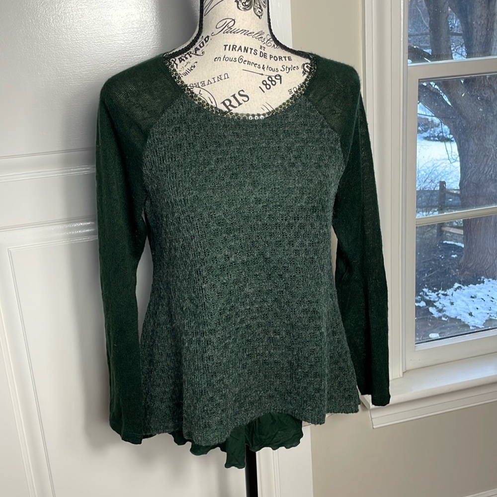 Cupio Green Sweater